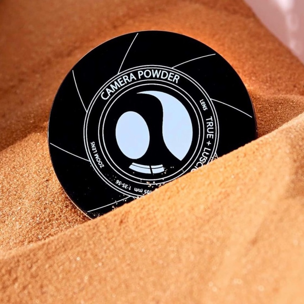 True + Luscious Camera Powder Invisible Setting Powder - Picture 6 of 10